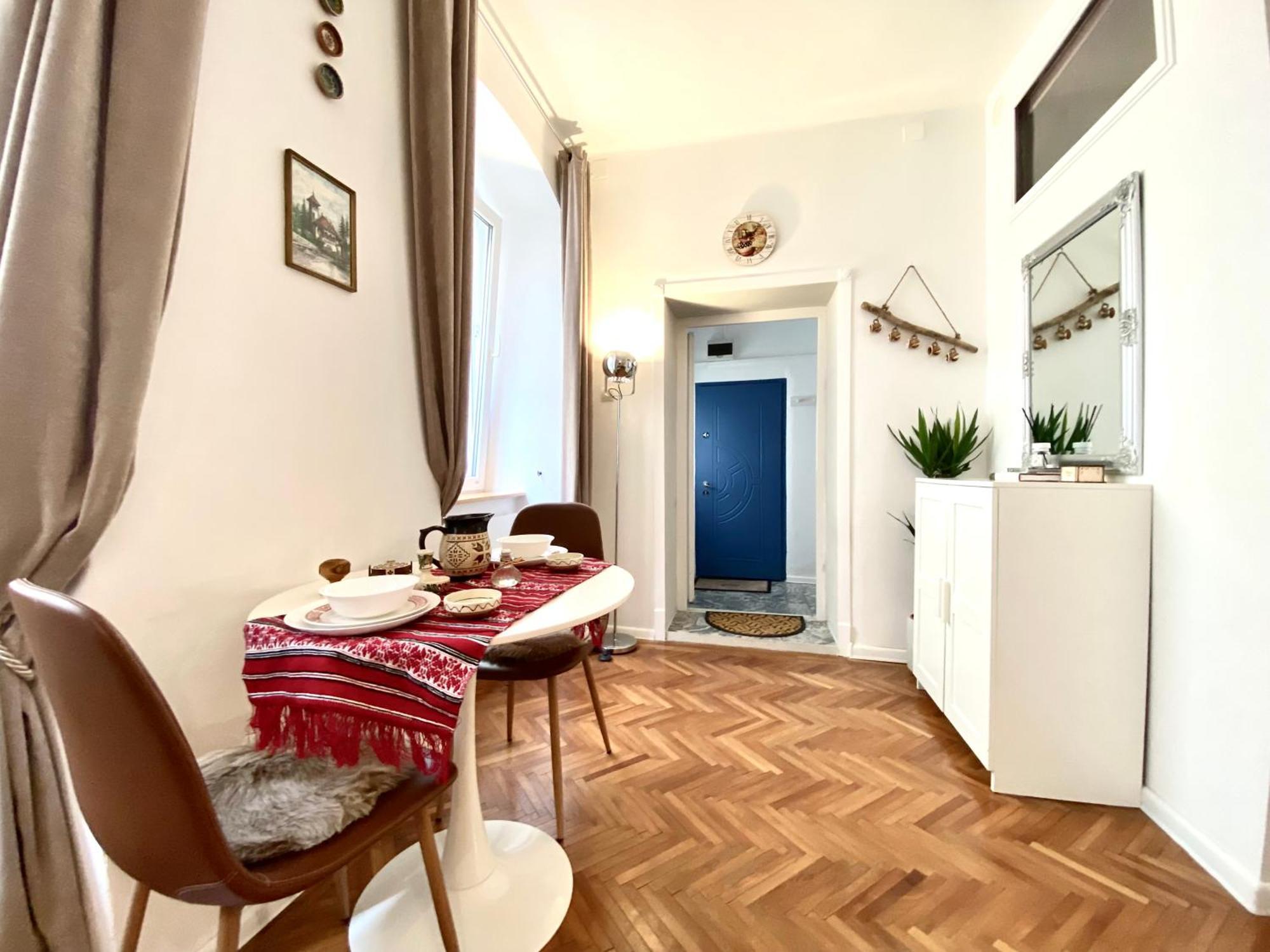 Traditional Meets Modern Apartment